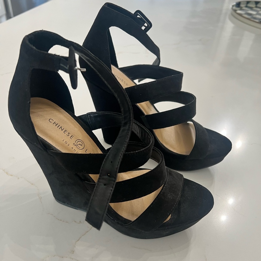 Black Wedge Platform Sandals with Chunky Sole and Open Straps